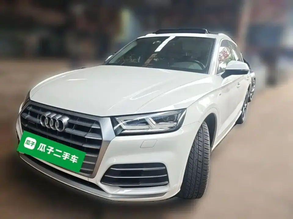 Audi Q5L Facelift 40 TFSI Honor Fashion 2020