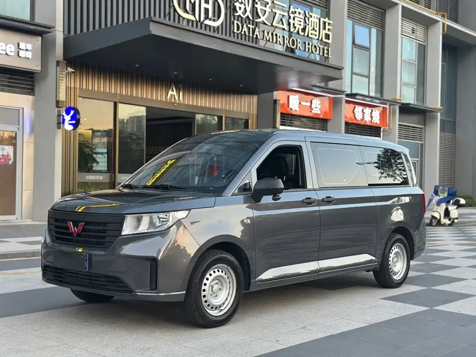 Wuling Motors Wuling Journey 1.5T Manual Comfort Sealed Window Edition 2022