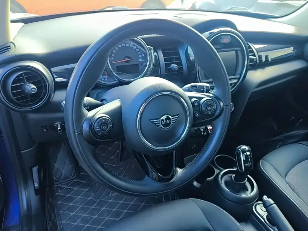 Mini MINI Model 1.5T ONE PLUS 2020 — фото 11