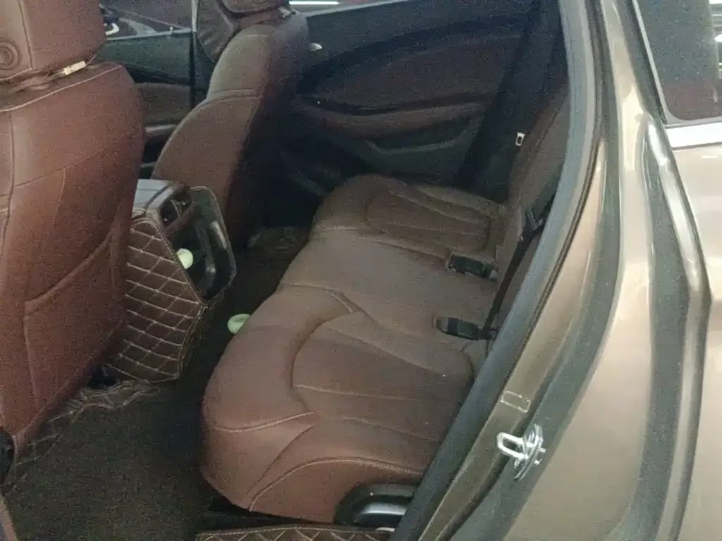 Buick Envision Plus 28T 4WD Elite Type China V 2019 — фото 17