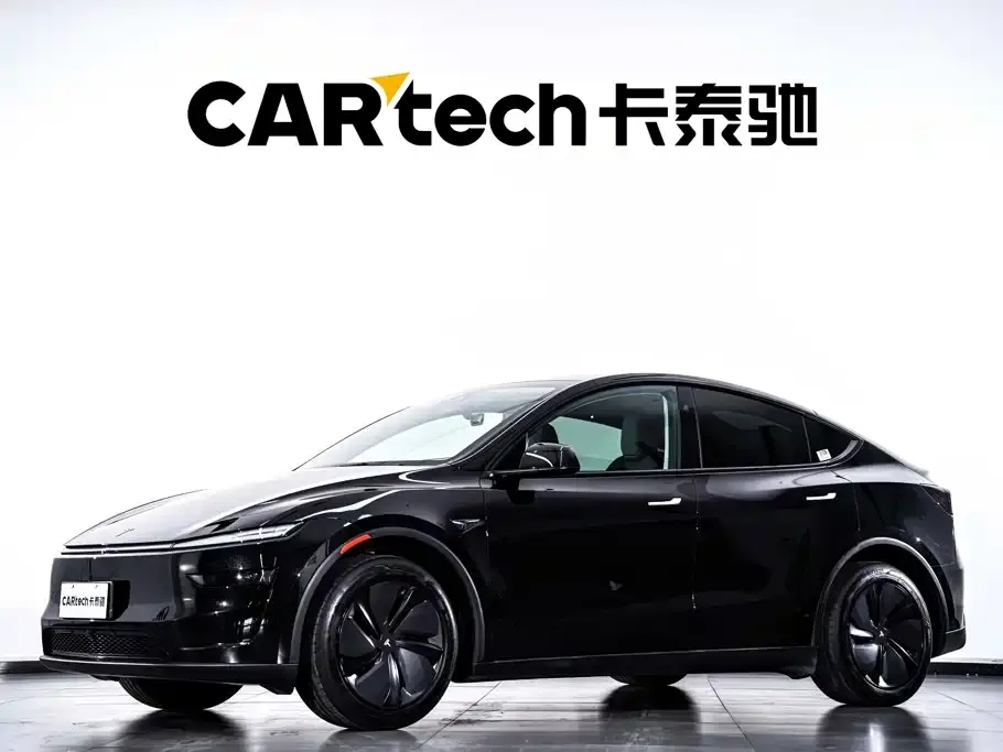 Tesla Model Y Rear-Wheel Drive 2025