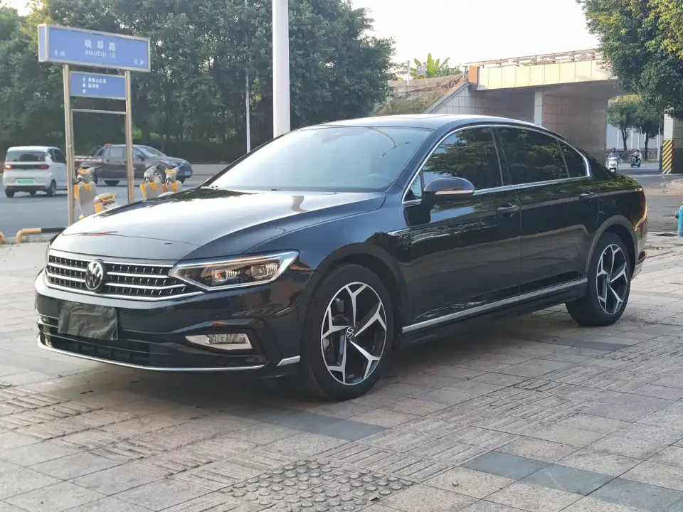 Volkswagen Magotan Model 2 Million Commemorative Edition 330TSI DSG Luxury 2023
