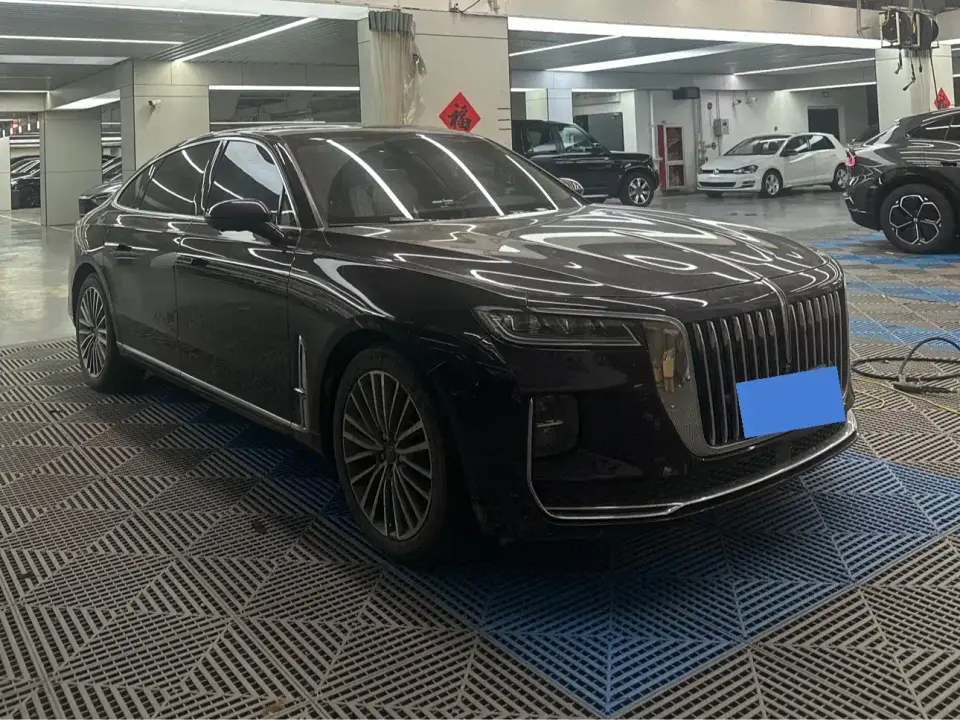 Hongqi H9 2.0T Smart Connectivity Flagship Edition 2023