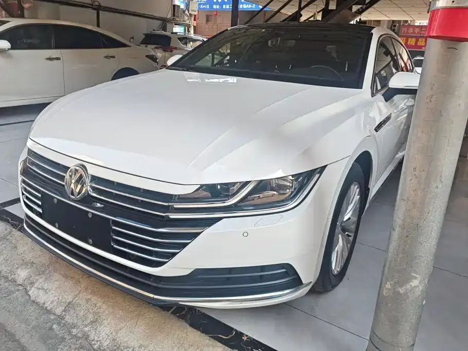 Volkswagen FAW-Volkswagen CC 330TSI Charming Appearance (China V) 2019