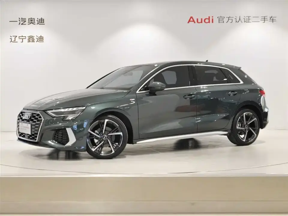 Audi A3 Model Sportback 35 TFSI Fashion Sport 2024