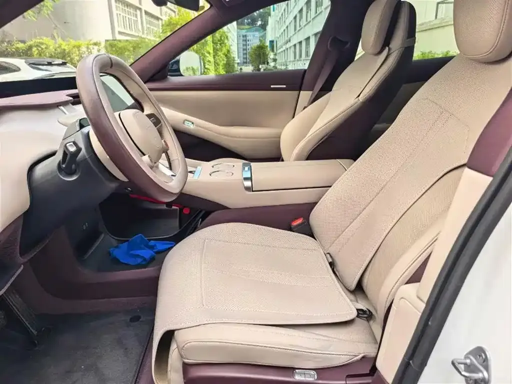 Xiaomi Auto Xiaomi YU7 Ultra Long Range High Performance AWD Max Edition 2025 — фото 4