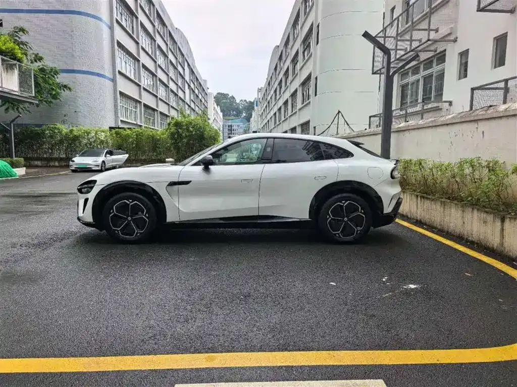 Xiaomi Auto Xiaomi YU7 Ultra Long Range High Performance AWD Max Edition 2025 — фото 9
