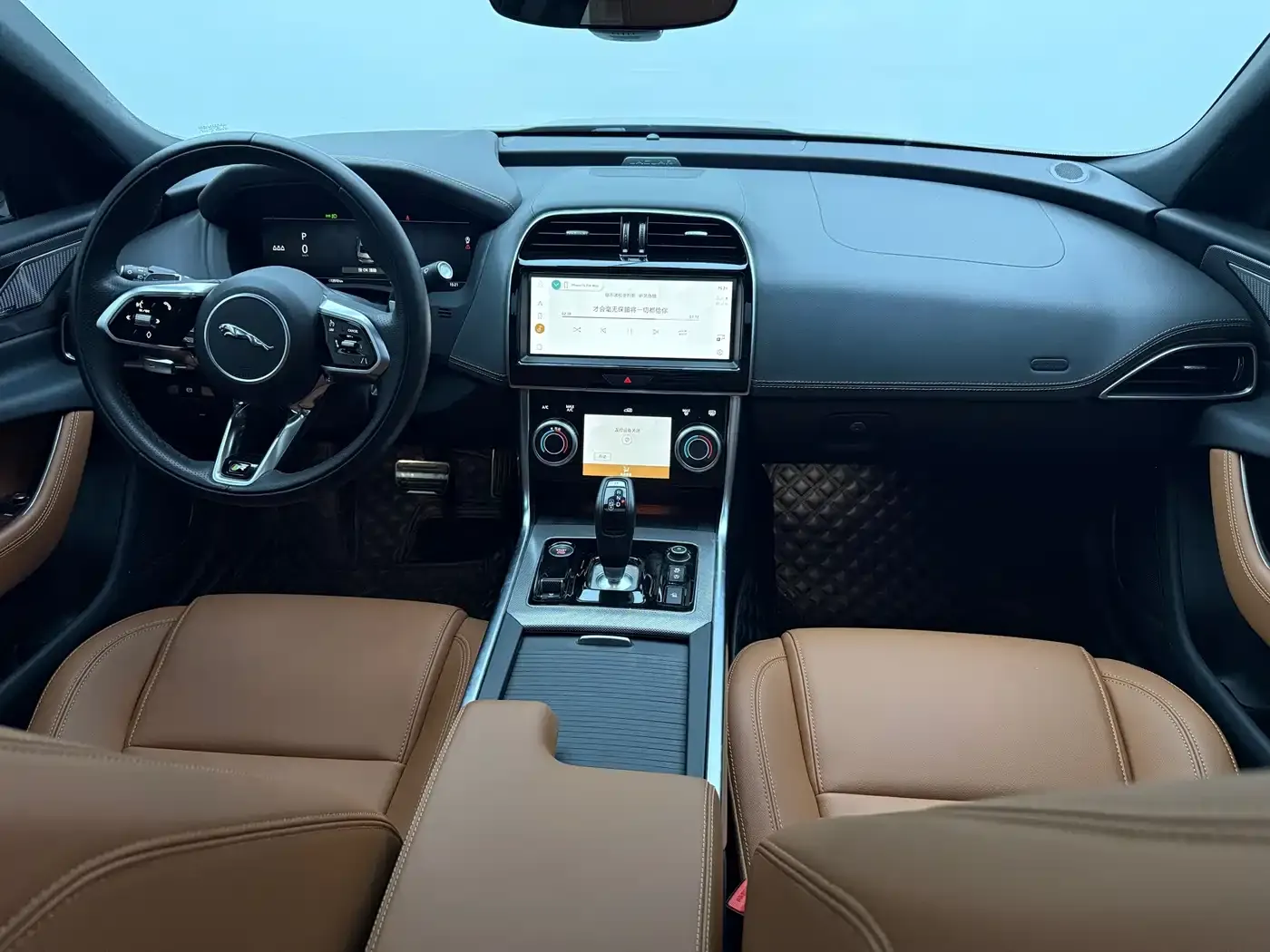 Jaguar XEL Model 2.0T 250PS R-DYNAMIC S Progressive Sport Edition 2024 — фото 5