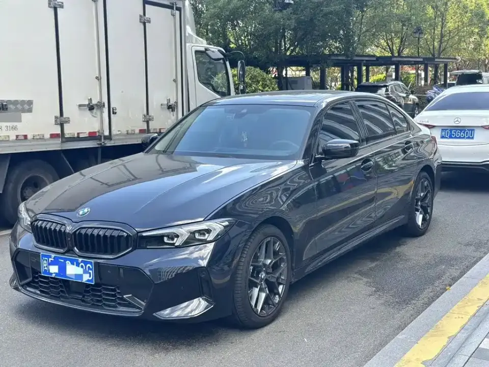 BMW 3 Series 330Li M Sport Night Edition 2024