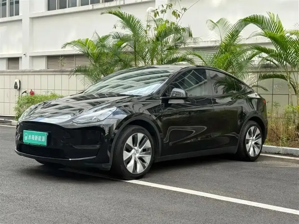 Tesla Model Y Facelift Long Range All-Wheel Drive Version 2023