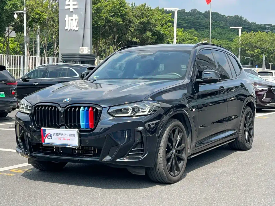 BMW X3 xDrive30i Premium M Night Package 2023