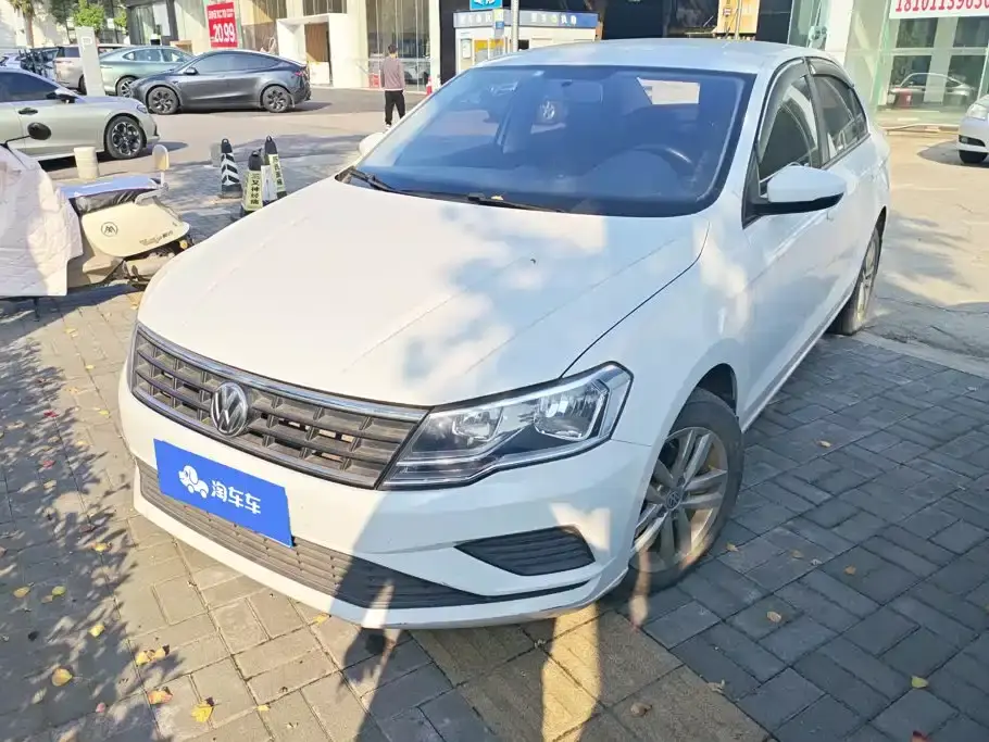 Volkswagen Jetta Dream Edition 1.5L Manual Fashion 2019