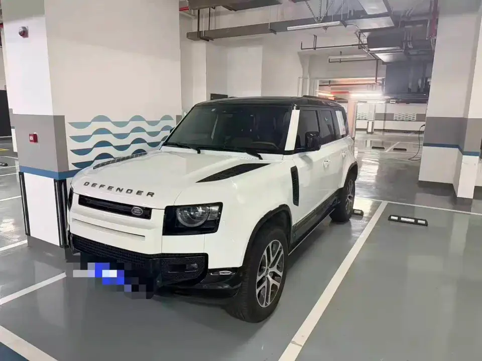 Land Rover Defender 110 3.0T P400 XS 2024
