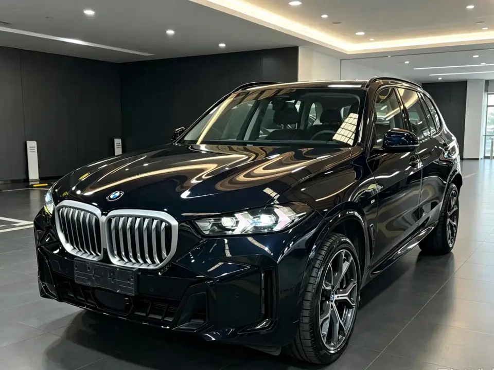 BMW X5 Model xDrive 30Li Exclusive M Sport Blackout Package 2025