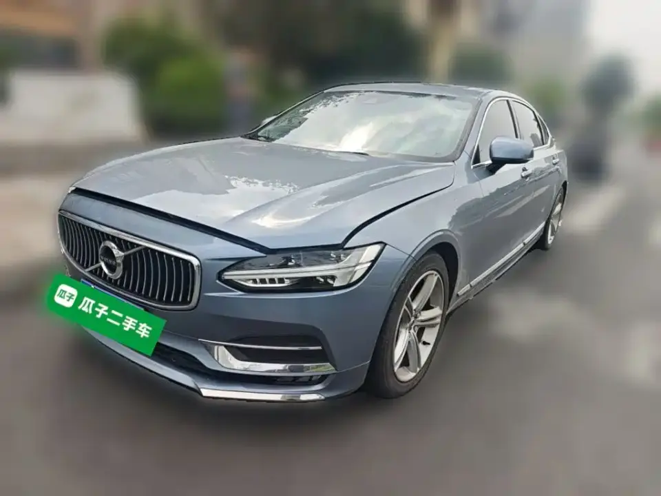 Volvo S90 T5 Momentum 2019