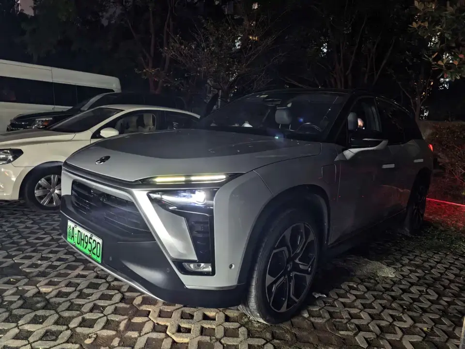 NIO ES8 415KM 6-Seater 2021