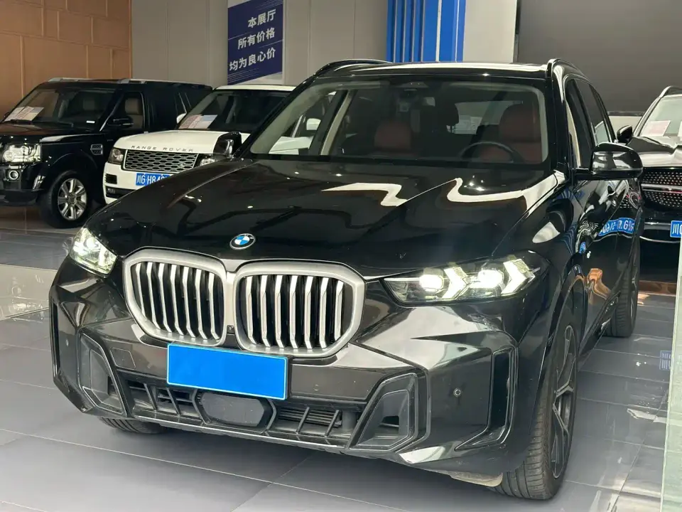 BMW X5 xDrive 30Li Premium M Sport Black Night Package 2024