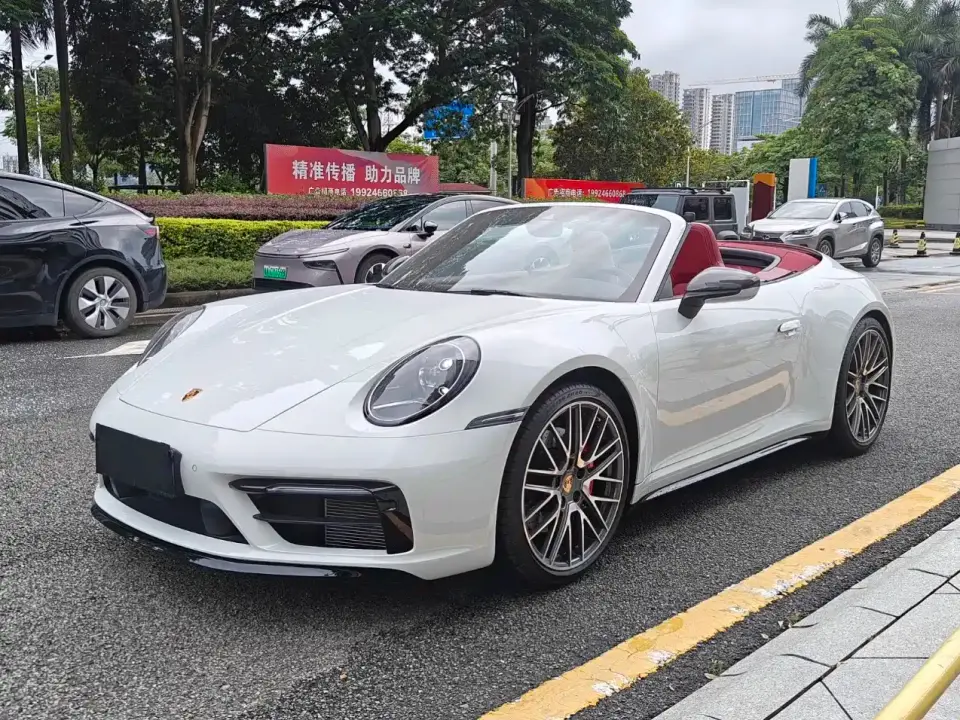 Porsche 911 Carrera 4S Cabriolet 3.0T 2024