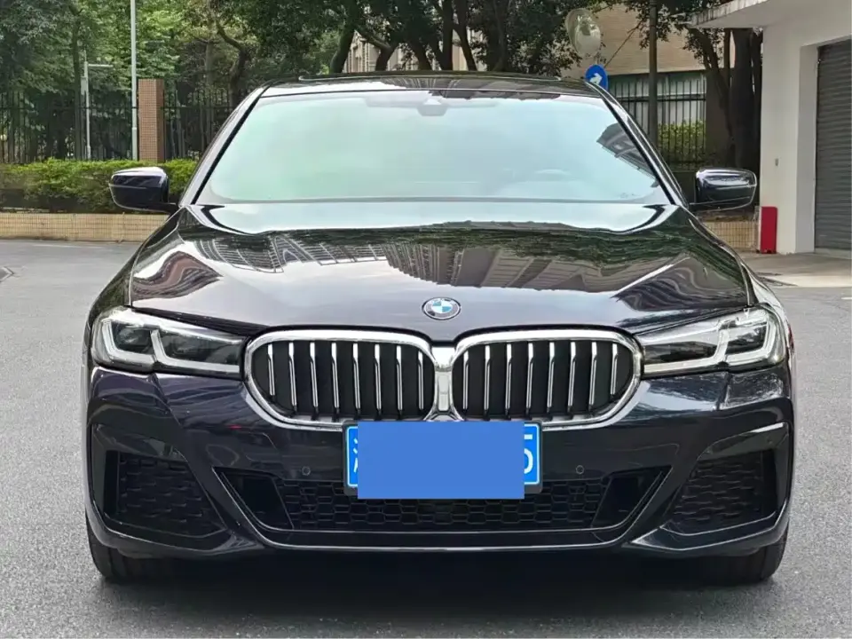 BMW 5 Series 530Li Leading M Sport Package 2023