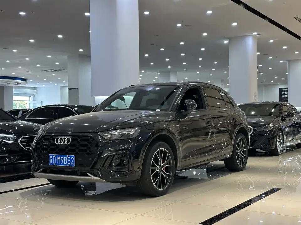 Audi Q5L Model 45 TFSI Luxury Dynamic 2024