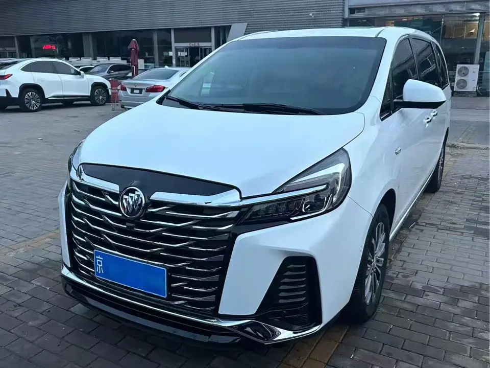 Buick GL8 Land Business Class Premium 2023