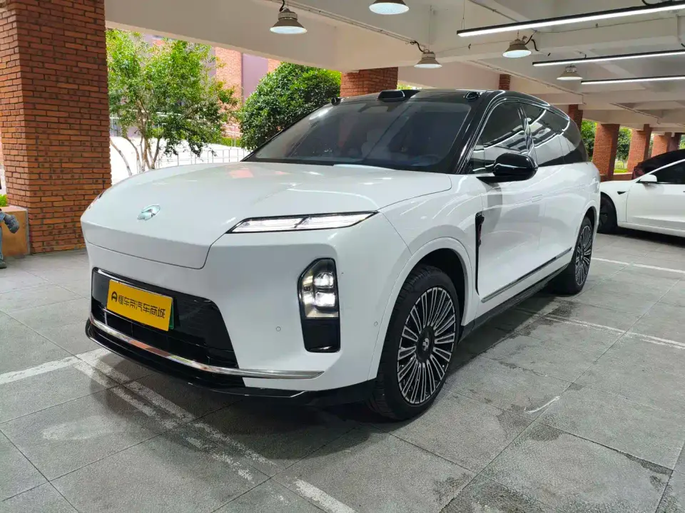 NIO ES8 Model 6-Seat Executive Luxury Edition 2025