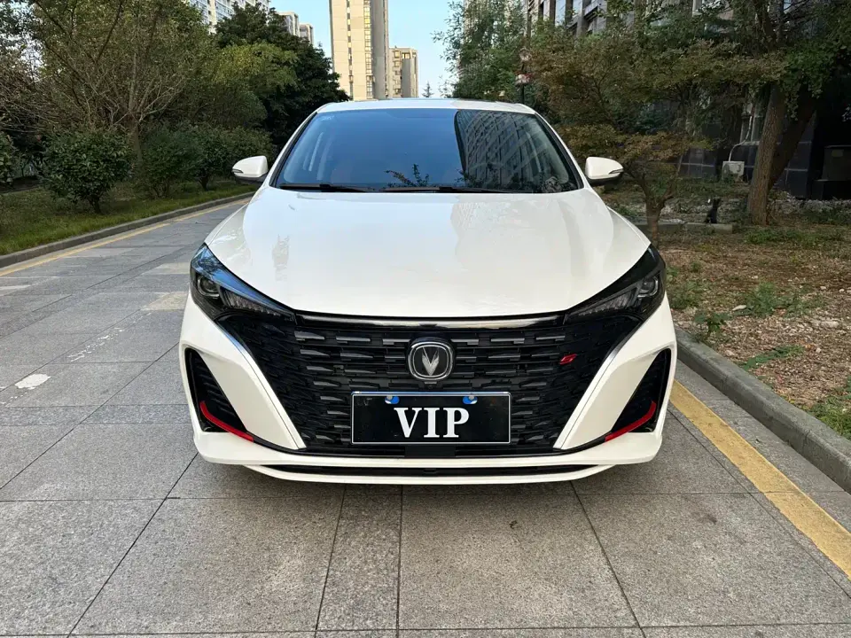 Changan Eado PLUS Blue Whale NE 1.4T GDI DCT Premium Edition 2023
