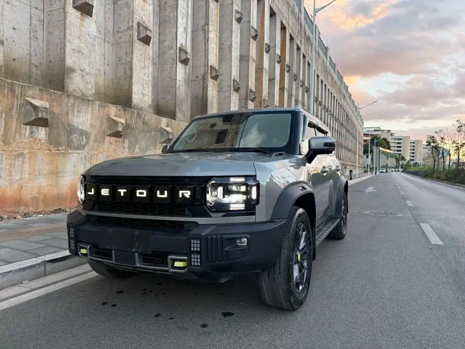 Jetour Traveler Model 2.0T 4WD Cross PRO 2024