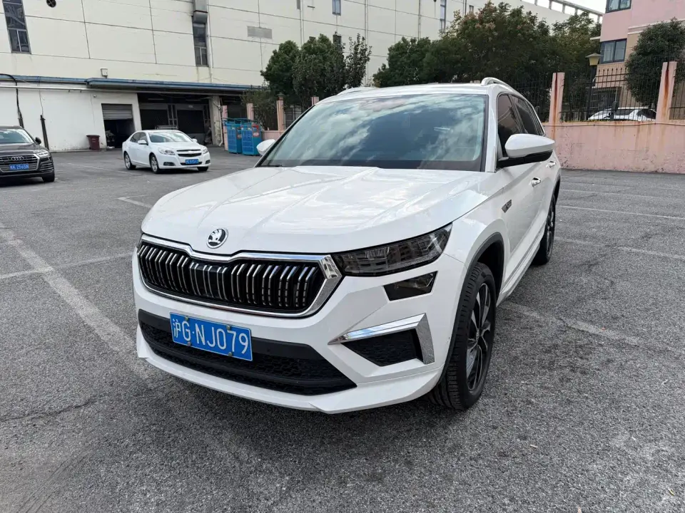 Skoda Kodiaq Facelift TSI330 5-Seater 2WD Luxury Edition 2024