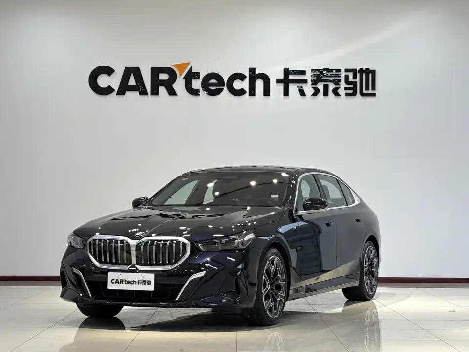 BMW 5 Series 530Li Premium M Sport Package 2025