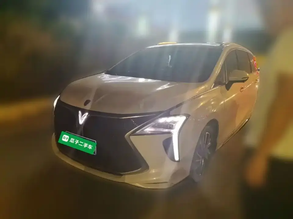 Dongfeng Fengxing Fengxing Yacht 1.5T DCT Wave Chaser Edition 2023