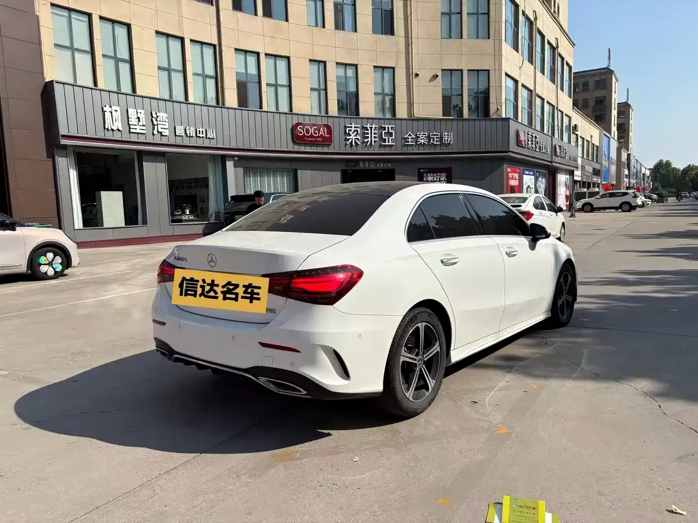 Mercedes-Benz A-Class A 200 L Fashion 2023 — фото 12