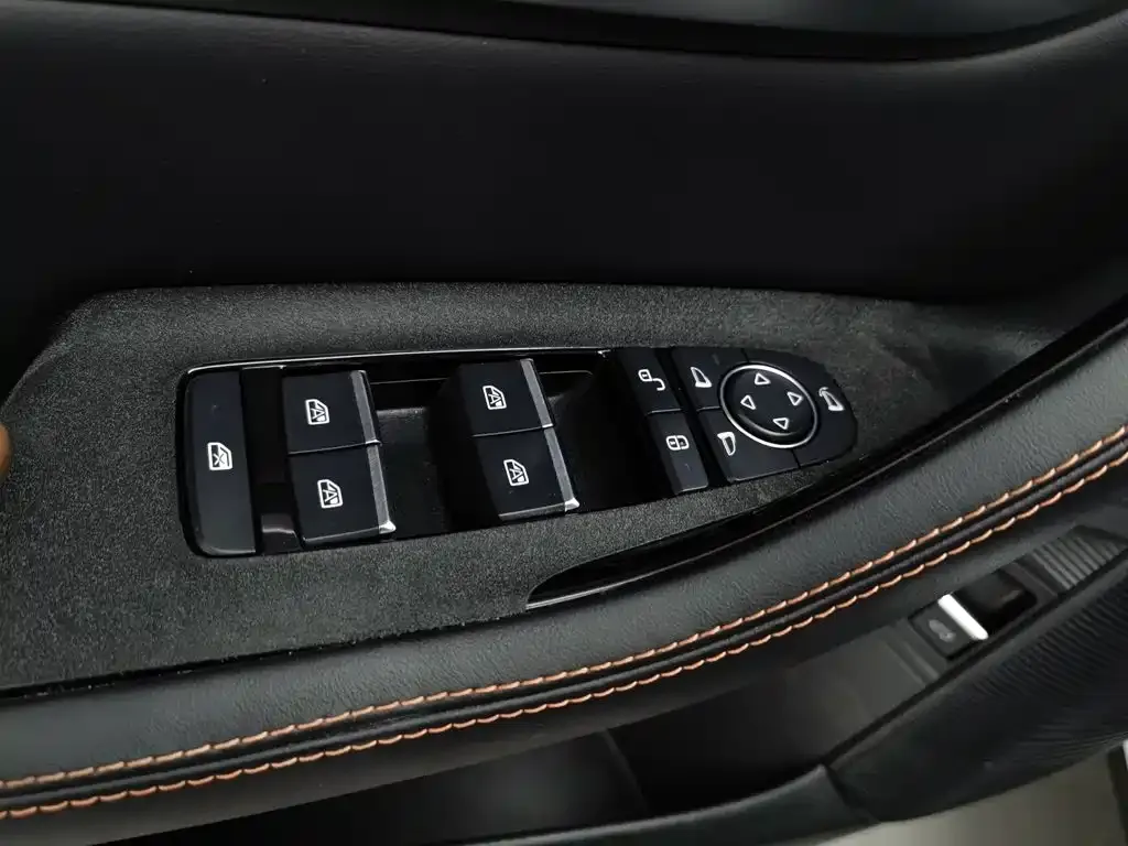 BYD Song PLUS 1.5T Automatic Flagship 2021 — фото 9
