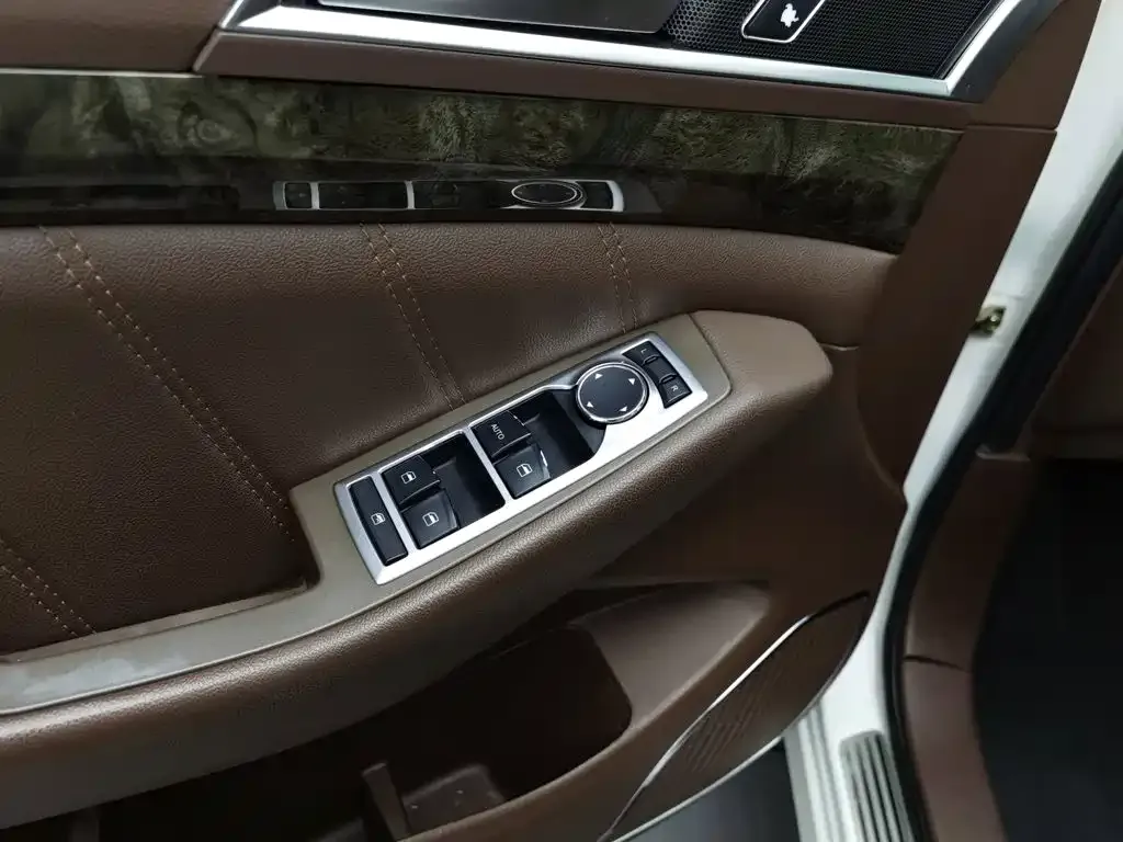 Leopaard CS10 Model 2.0T Automatic Urban Edition 2019 — фото 9