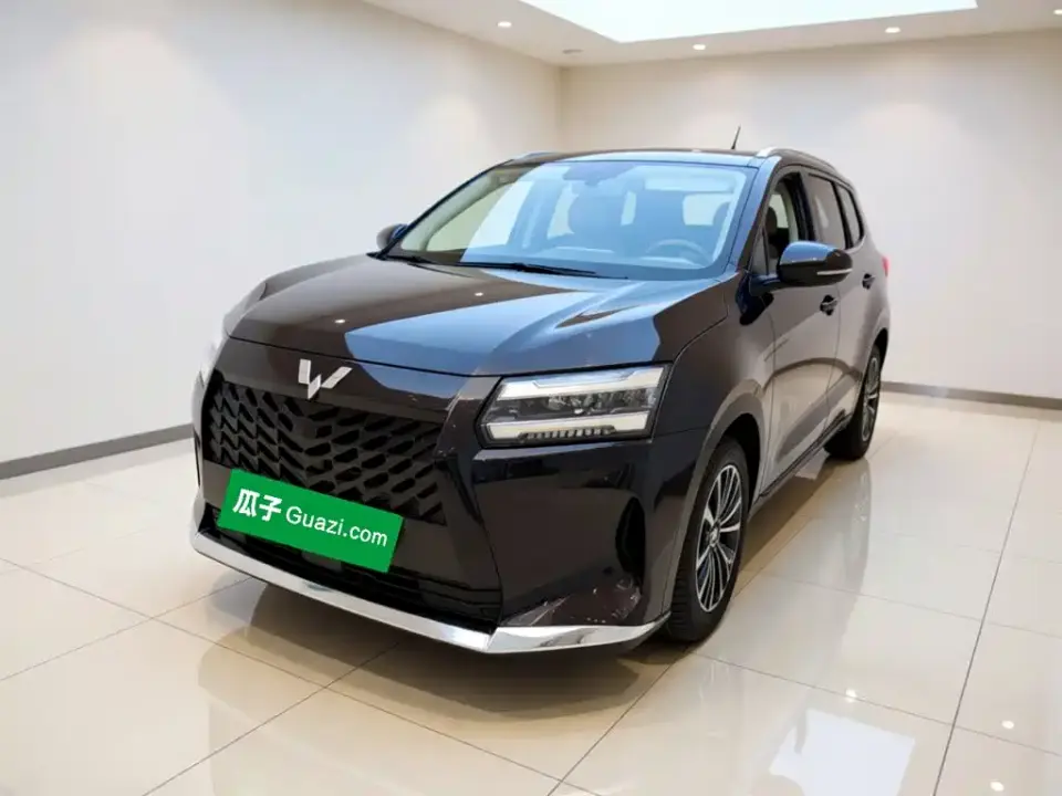 Wuling Motors Xingguang 730 New Energy Model Plug-in Hybrid Base Version 2025