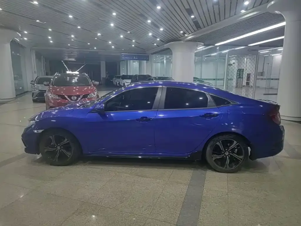 Honda Civic 220TURBO CVT Randong Edition China VI 2020 — фото 5