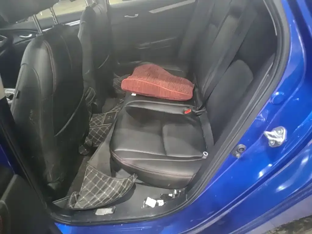 Honda Civic 220TURBO CVT Randong Edition China VI 2020 — фото 20