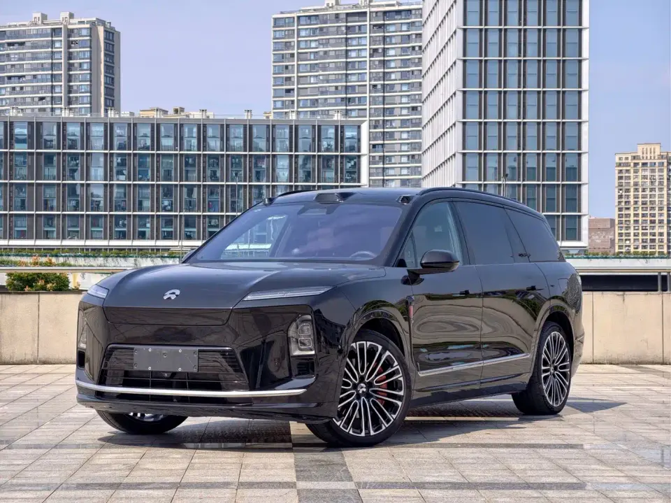 NIO ES8 Base Model 2025