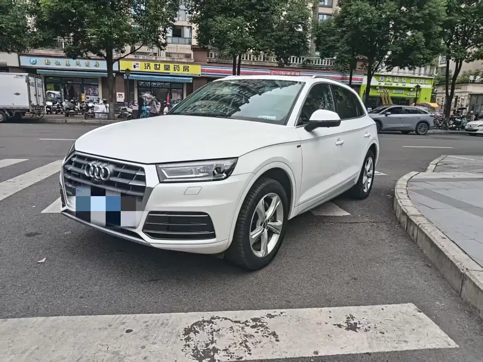 Audi Q5L 40 TFSI Premium Progressive China VI 2019