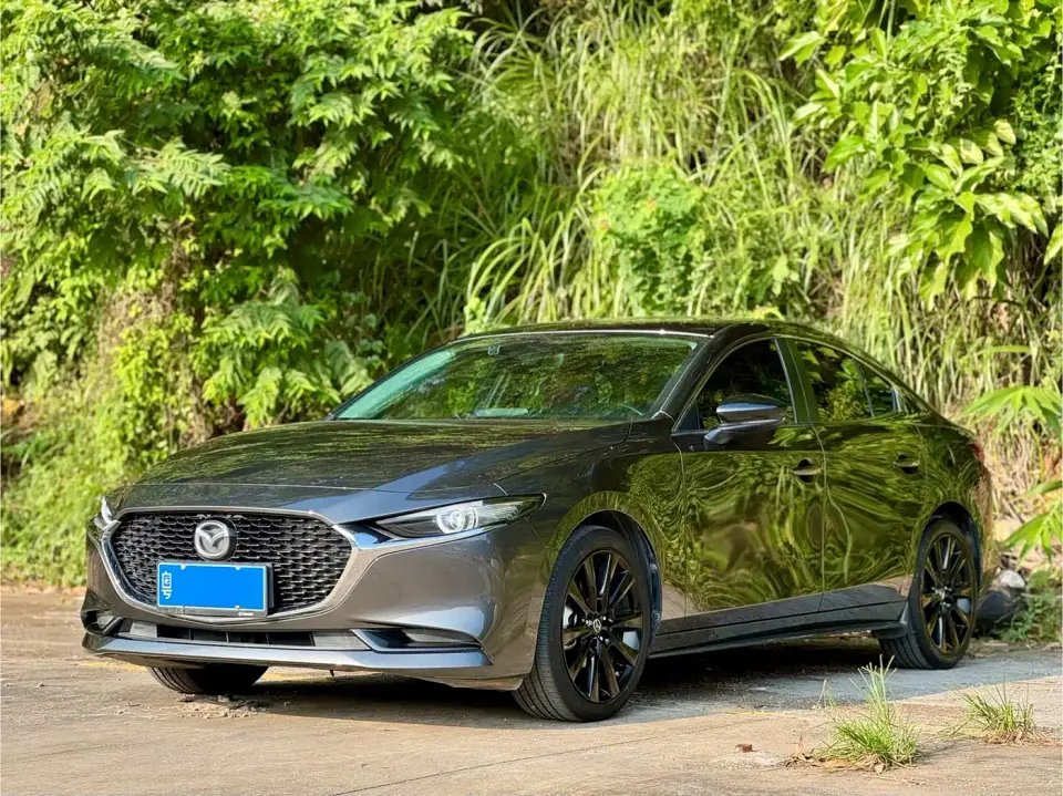 Mazda Mazda3 Axela Mazda3 2.0L Automatic Shine Quality Black Edition 2024