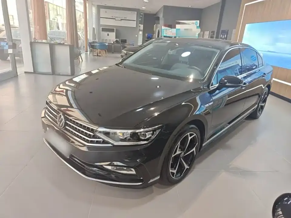 Volkswagen Magotan Model 2 Million Commemorative Edition 330TSI DSG Luxury 2024