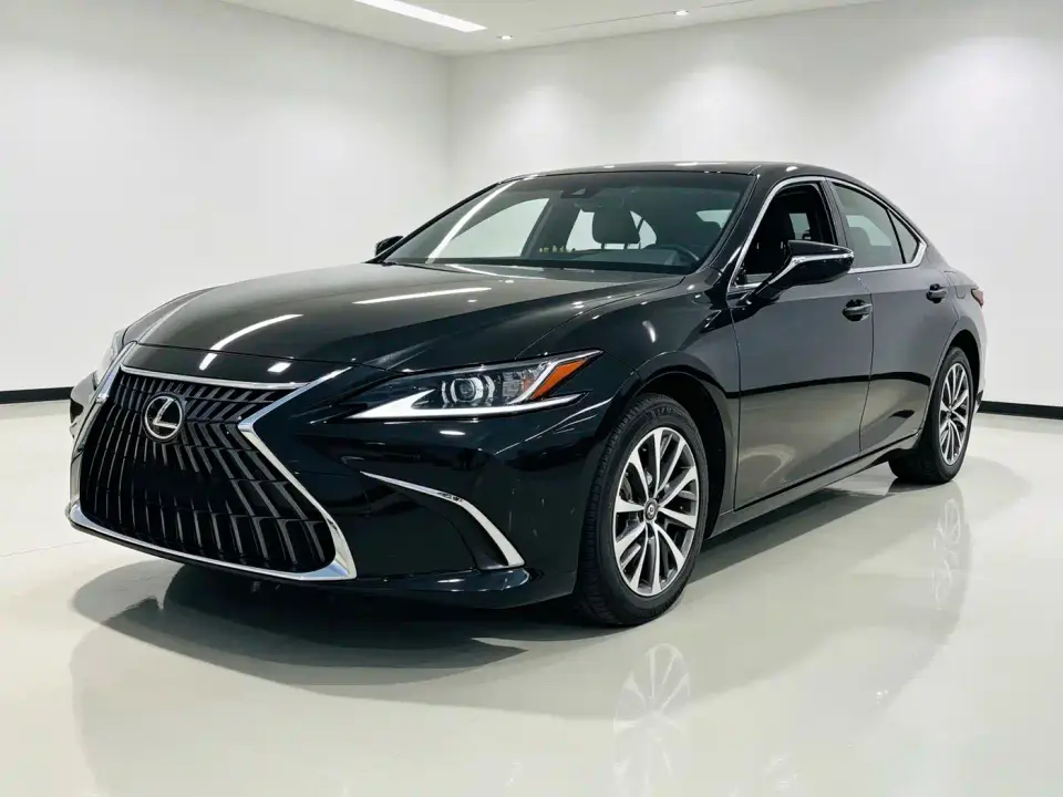 Lexus ES 260 Excellence 2023