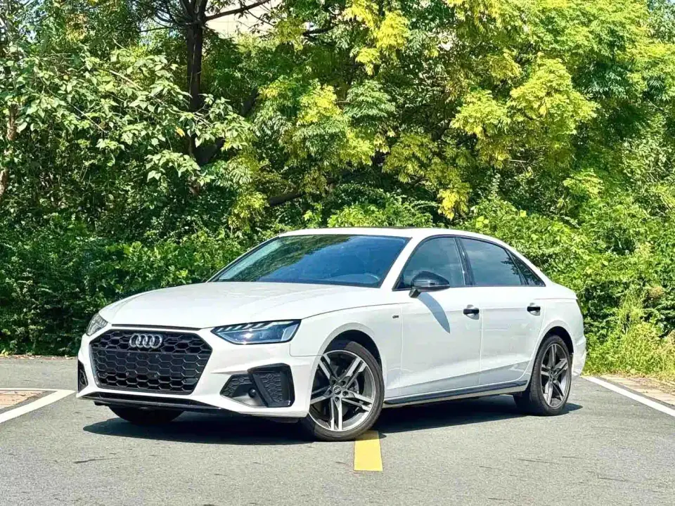Audi A4L 40 TFSI Fashion Dynamic Edition 2021