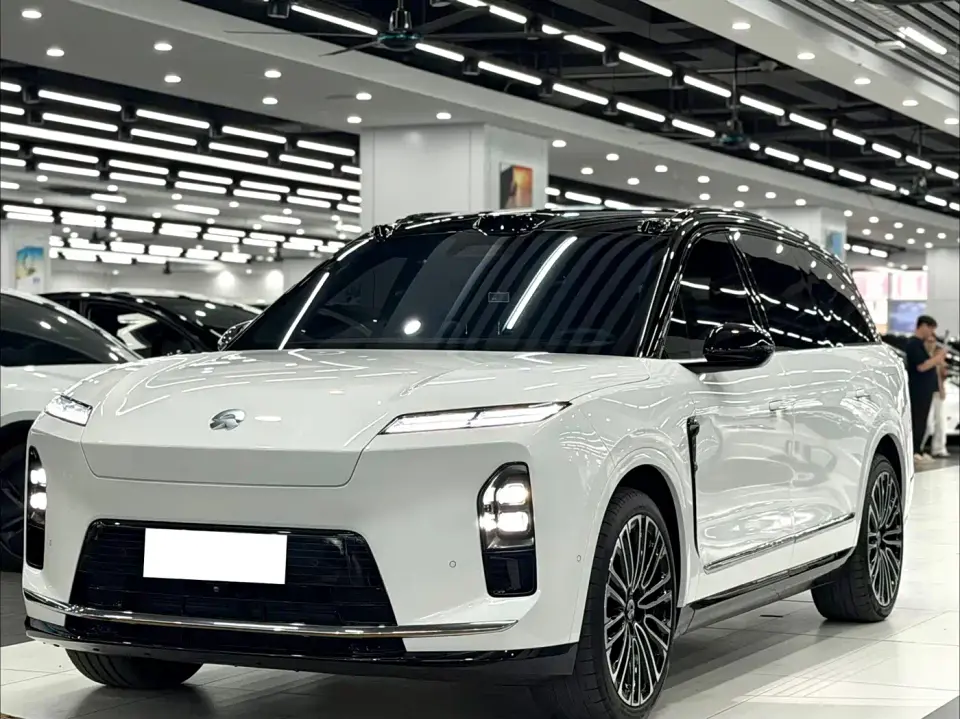 NIO ES8 Base Model 2026