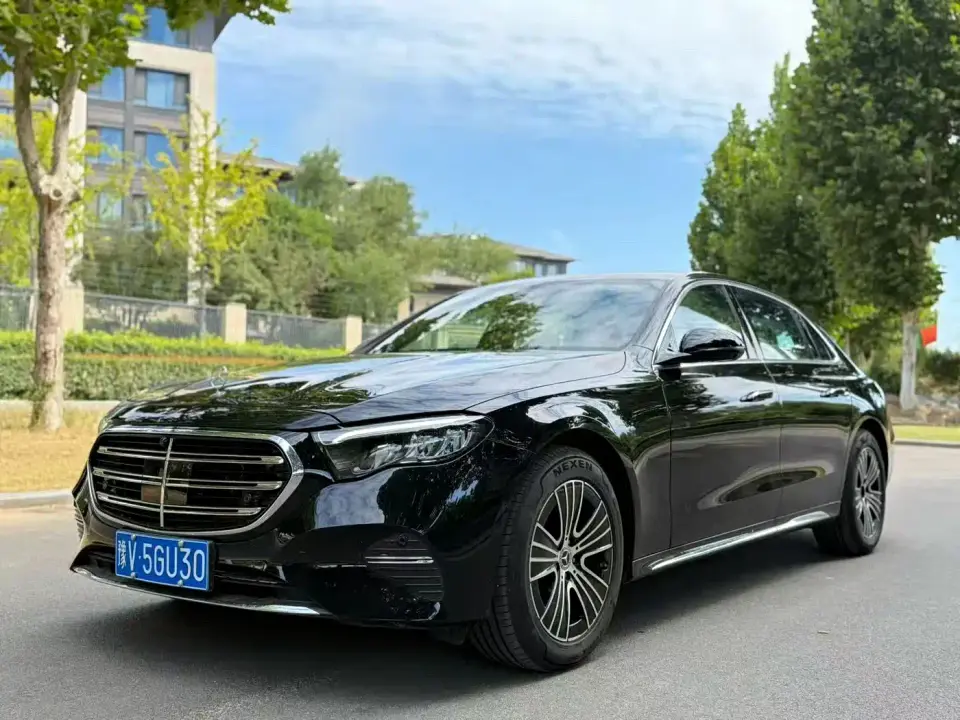 Mercedes-Benz E-Class E 260 L Classic Edition 2026