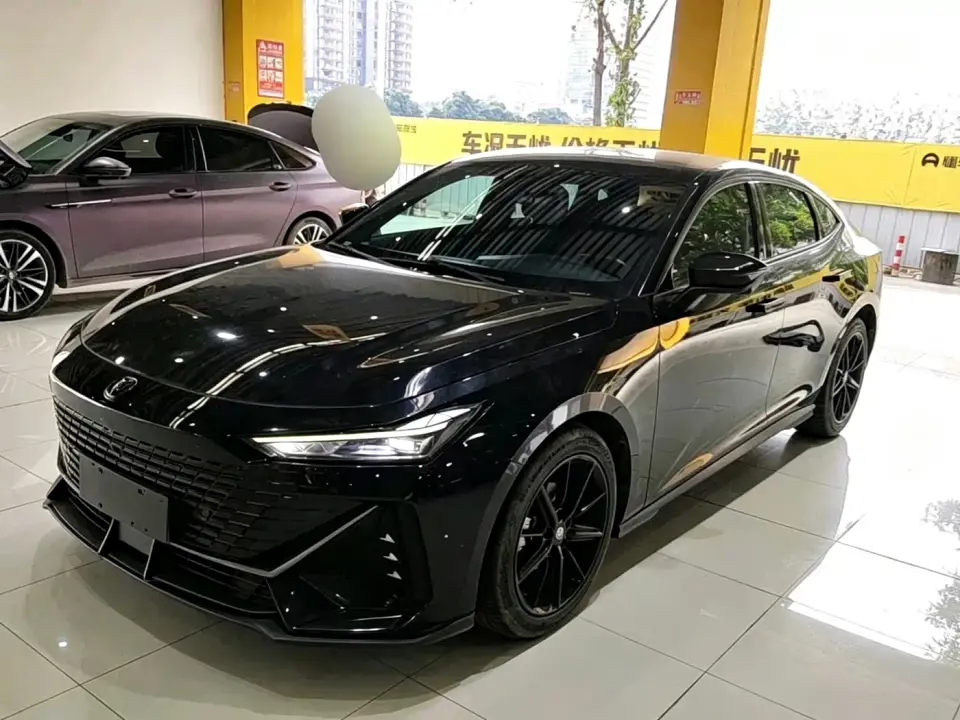 Changan UNI-V 1.5T Premium Model 2022