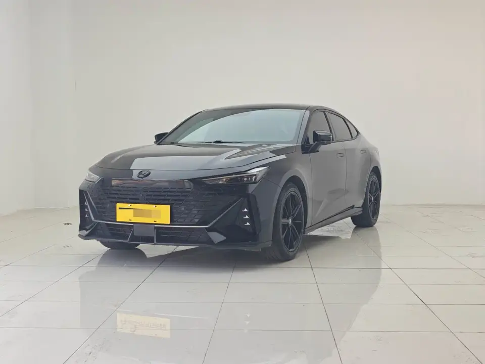 Changan UNI-V 1.5T Premium Model 2022