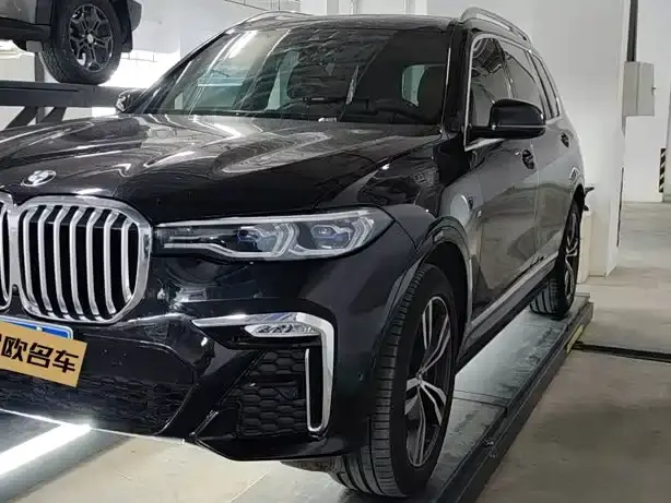 BMW X7 xDrive40i Premium M Sport Package 2020