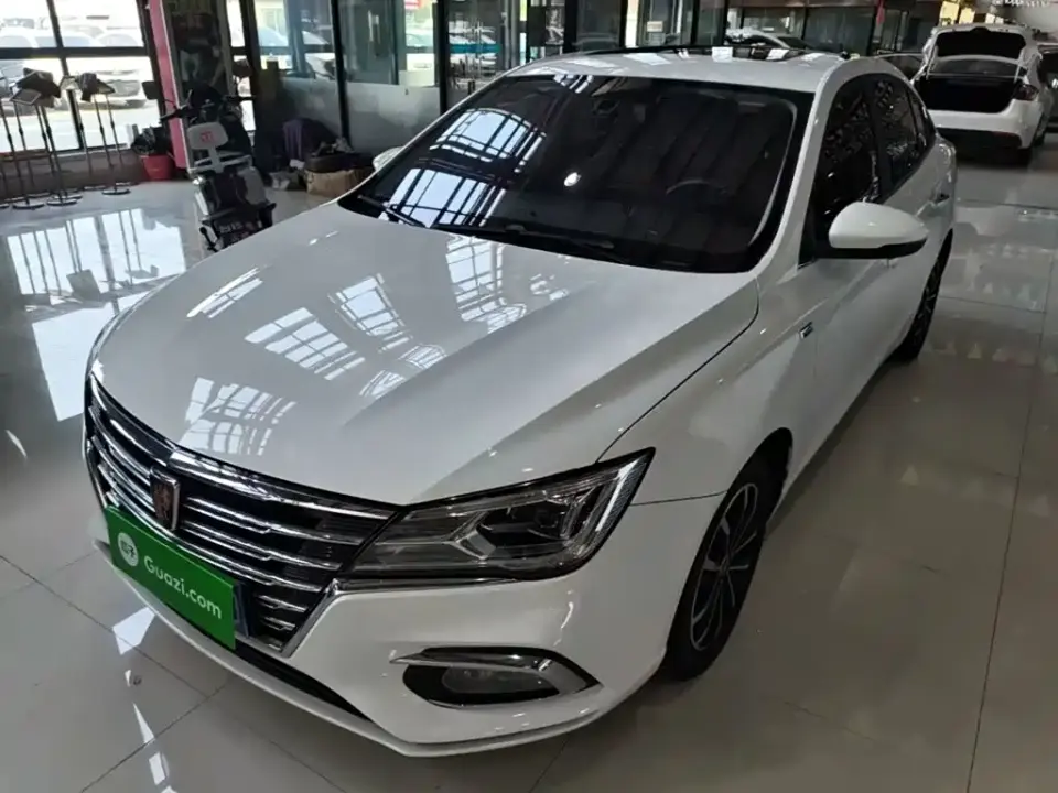 Roewe i5 1.5L Manual 4G Connected Premium Flagship Edition 2020