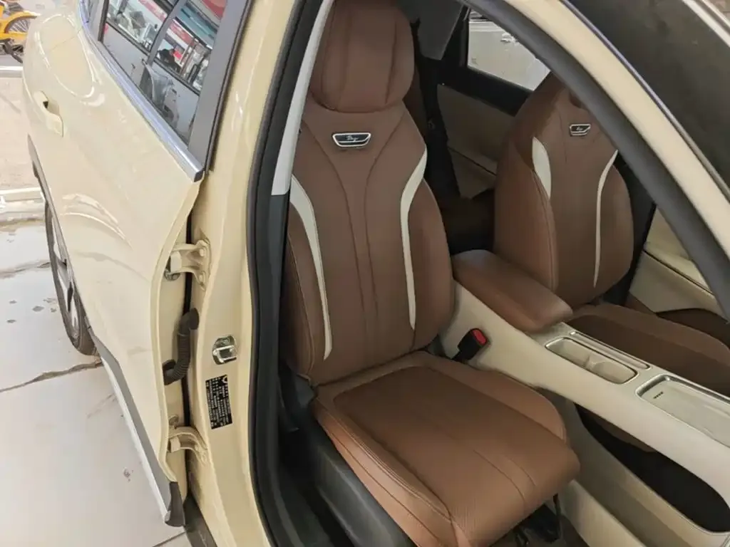 Wuling Motors Wuling Bingo S Model Base Version 2025 — фото 25